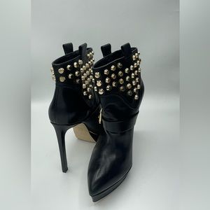 Stunning Michael Kors Studded Platform Bootie - Black leather Size 7